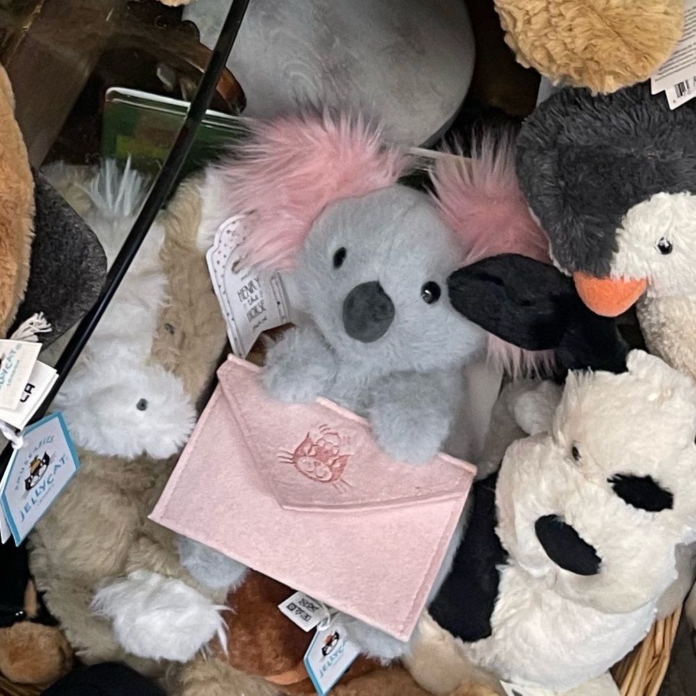 Jellycat authentic koala sold out Valentine’s Day nwt
